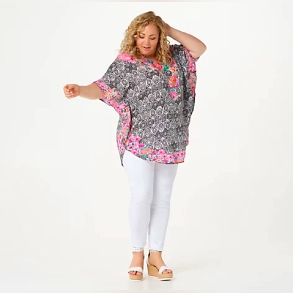 Tolani Collection Narissa Floral Modal Caftan Top Boho Chic Peasant Cottagecore